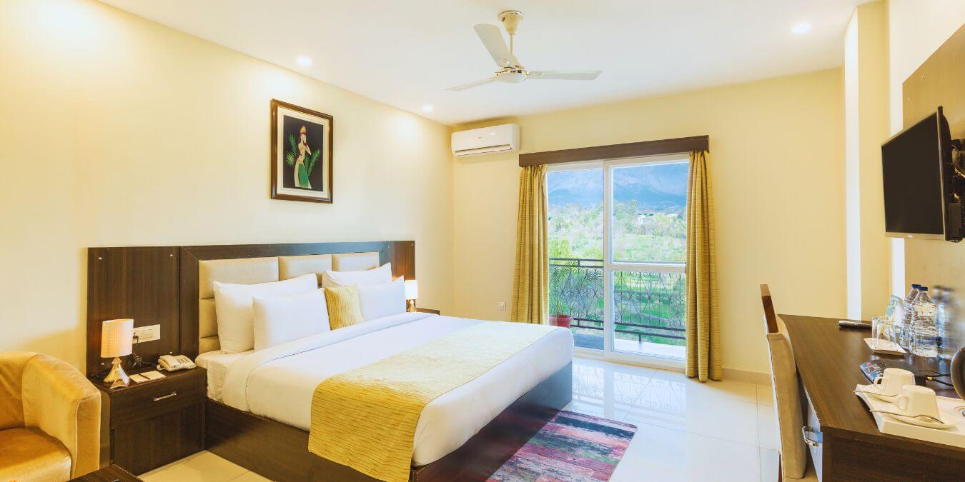 Club Deluxe Room