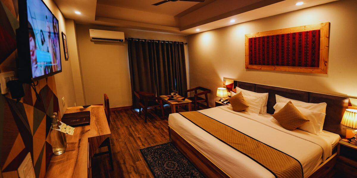Club Executive Room