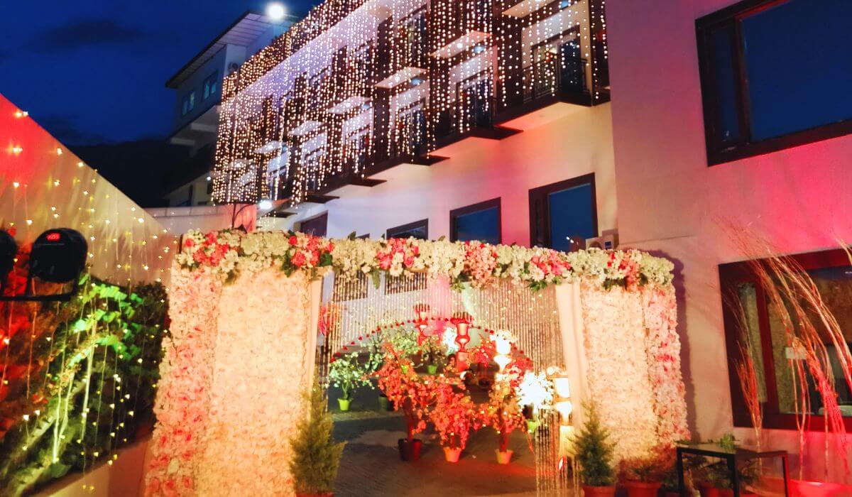 Destination Wedding at D'Polo Club & Spa Resort (Photo 7)