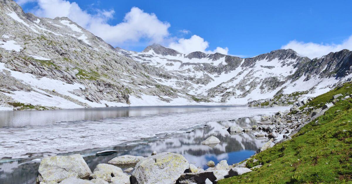 Discover the untouched beauty of the Himalayas with the best offbeat treks near Dharamshala—escape the crowds and explore the wild like never before.