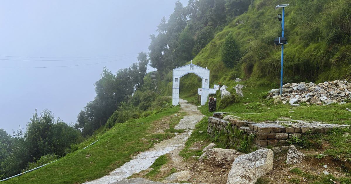 Discover the untouched beauty of the Himalayas with the best offbeat treks near Dharamshala—escape the crowds and explore the wild like never before.